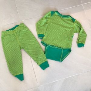 Patagonia baby base layer, 18mos, green